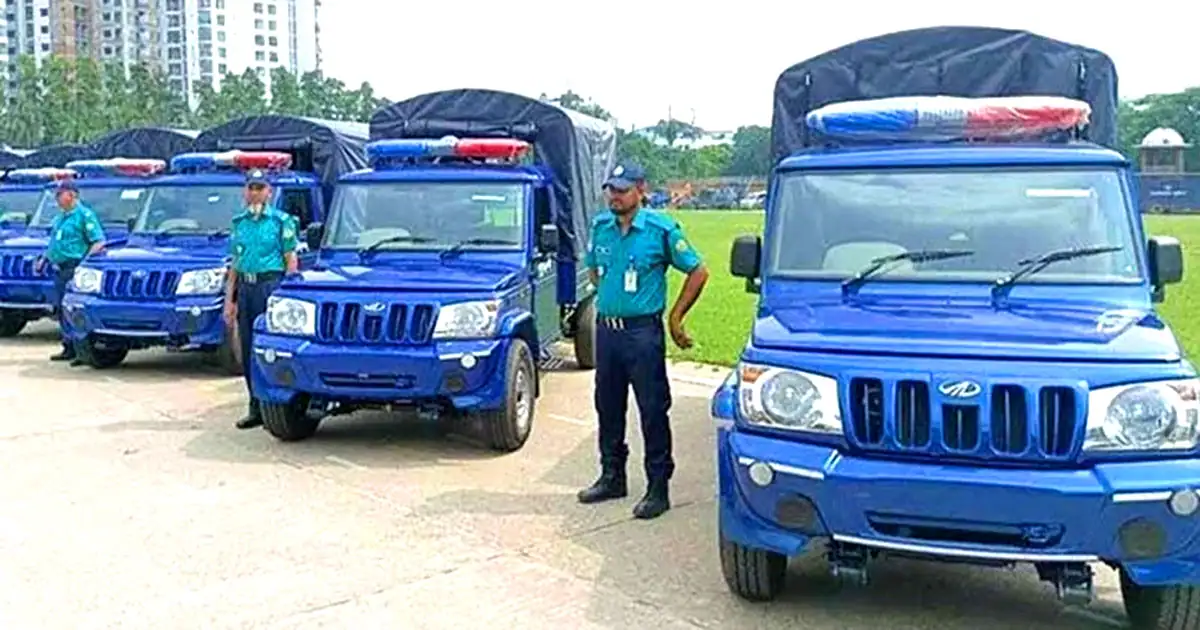 Bangla Police Van